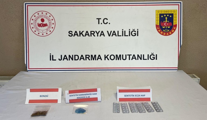 sakarya-da-uyusturucu-ve-kacakcilik-operasyonuzflsy0hkuz