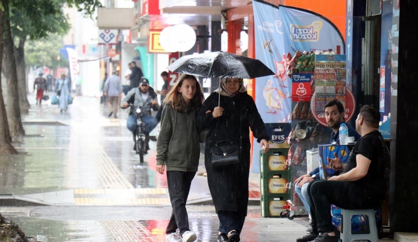 Sakarya'da yağış etkisini gösterdi