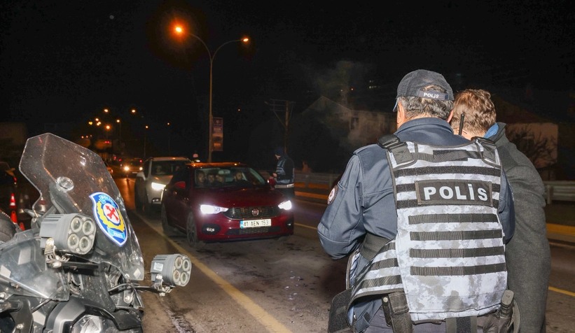 sakarya-da-yilbasinda-3-bin-756-guvenlik-personeli-gorev-yaptime5sumkxdi