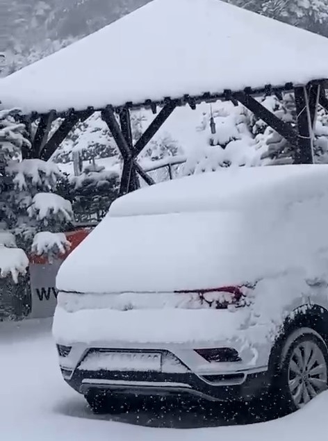 sakarya-da-yuksek-kesimlerde-kar-yagisi-suruyormkzjwlnzlz