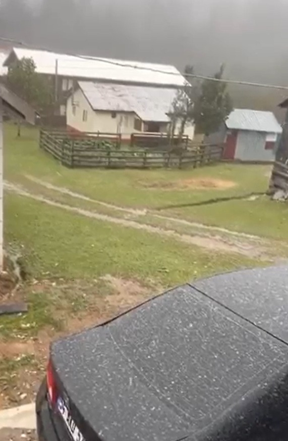 Sakarya'da yükseklere kar yağdı