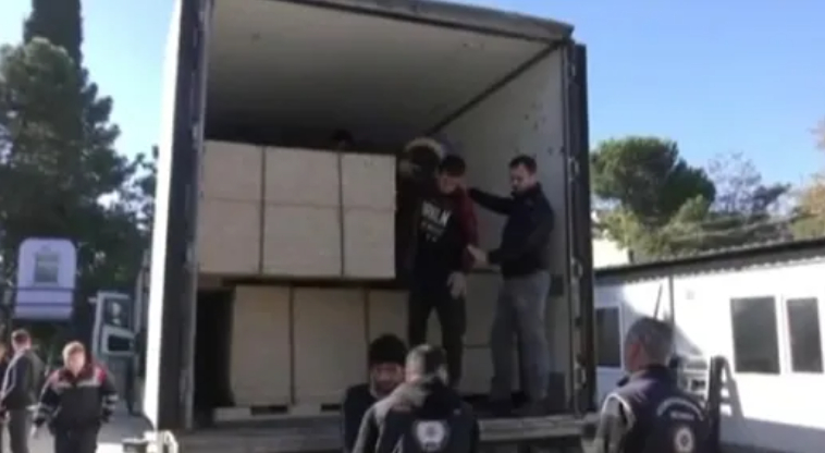 sakarya-da-yuzlerce-duzensiz-gocmen-yakalandiuysrt0rqs0