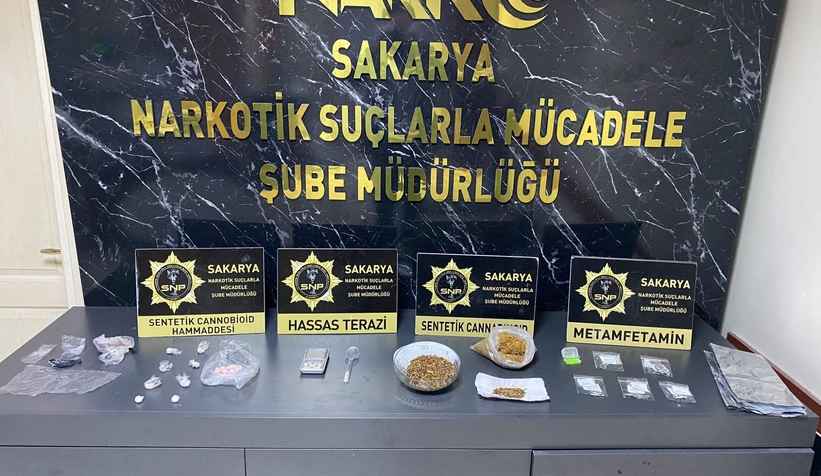 sakarya-da-zehir-tacirlerine-operasyon-cok-sayida-gozaltisjhsdvn5r3