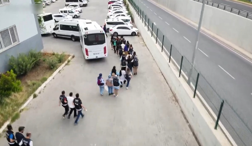 sakarya-dahil-25-ilde-telefon-dolandiriciligi-operasyonubtjyc1i3bm