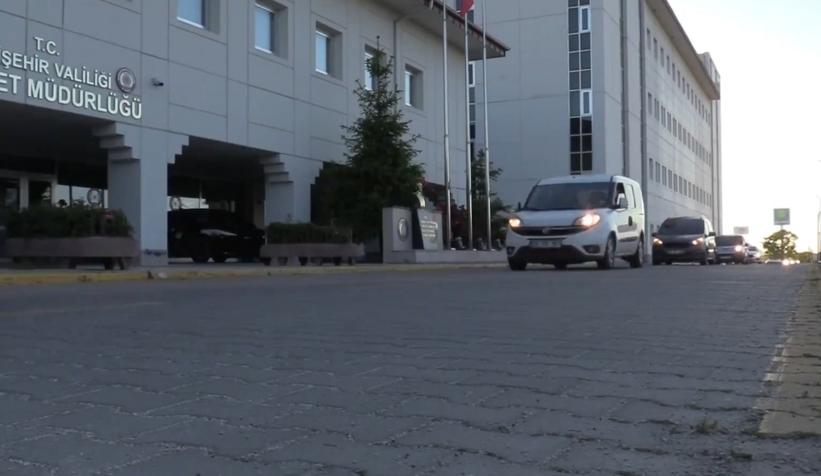 Sakarya dahil 62 ilde FETÖ operasyonu