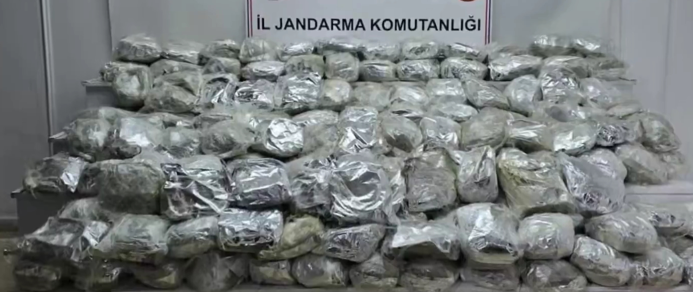 Sakarya dahil 63 şehirde operasyon