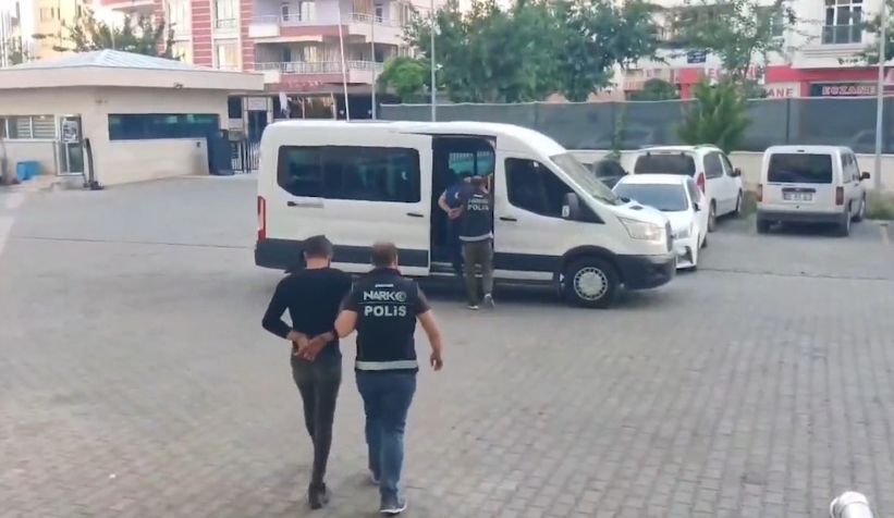 sakarya-dahil-75-ilde-uyusturucuya-buyuk-darbecepivw95s1