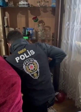 sakarya-dahil-77-ilde-cocuk-istismarcilarina-operasyonbkptwtjza1