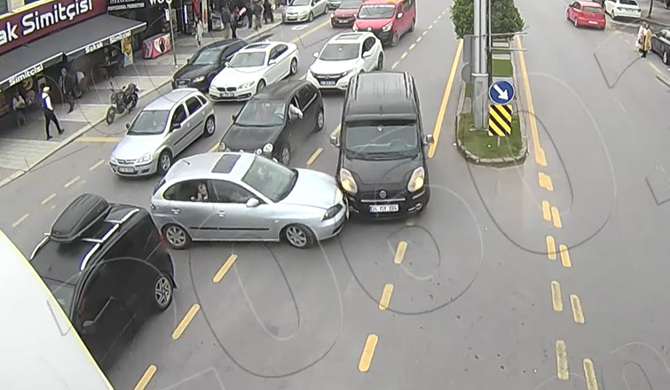 Sakarya'daki kazaların görüntüleri paylaşıldı; İşte o kazalar