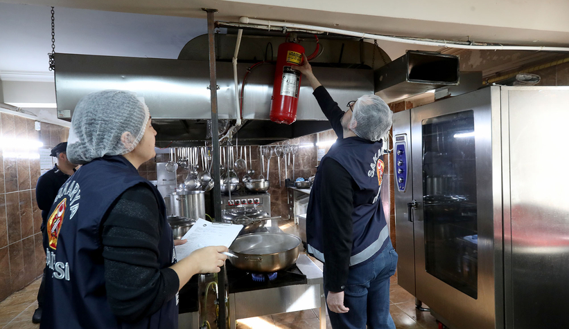Sakarya'daki öğrenci yurtlarında yangın denetimi