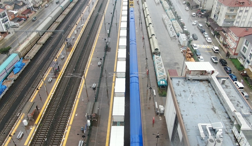 sakarya-dan-40-konteyner-daha-yola-ciktimksxam1pzz