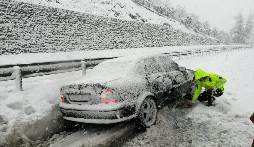 Sakarya'dan kar manzaraları