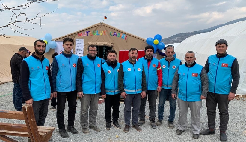 Sakarya'dan Maraş'a giden müftülük personeli yardım için çalışıyor