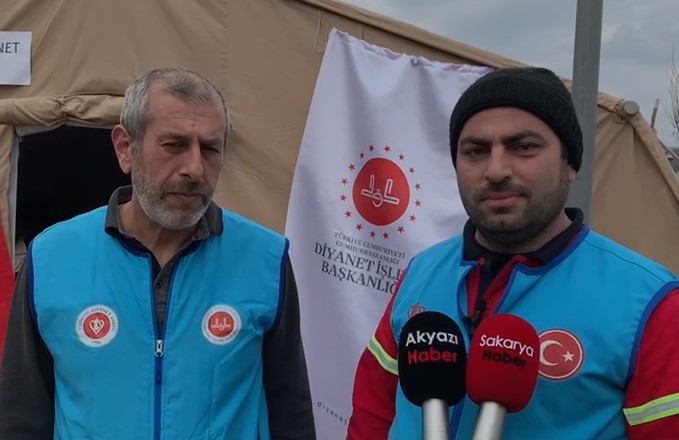 Sakarya'dan Maraş'a giden müftülük personeli yardım için çalışıyor