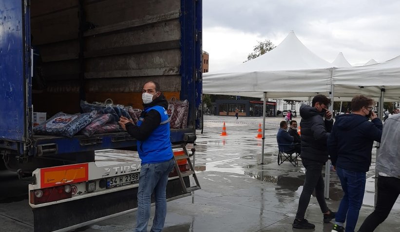 Sakarya depremzedeler için seferber oldu