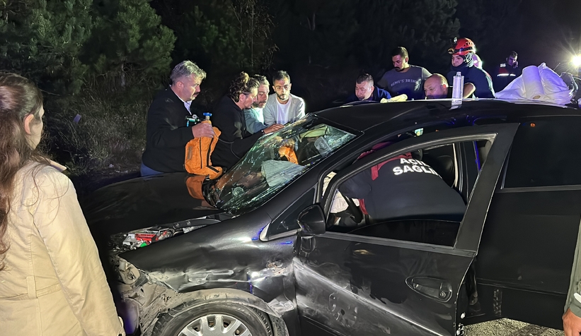 sakarya-duzce-sinirinda-kaza-1-olu-7-yaraliodrrcglrd2