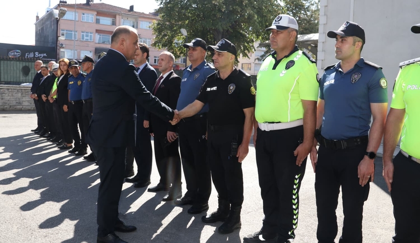 sakarya-emniyet-muduru-mehmet-omur-saka-goreve-basladickvqyjnhk1