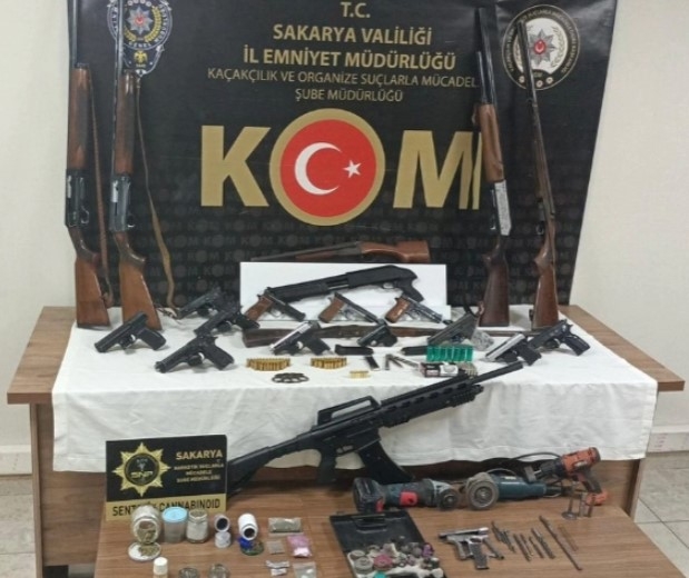 sakarya-emniyeti-bir-haftalik-raporu-paylastiu3fgcxngwm