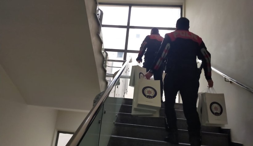 Sakarya emniyeti lösemili çocukları unutmadı