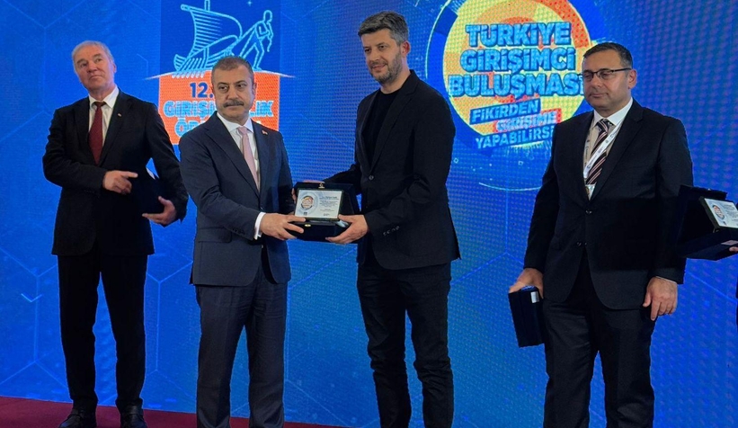 sakarya-givden-turkiye-girisimci-bulusmasinda-cifte-odulyzvpa3voeg