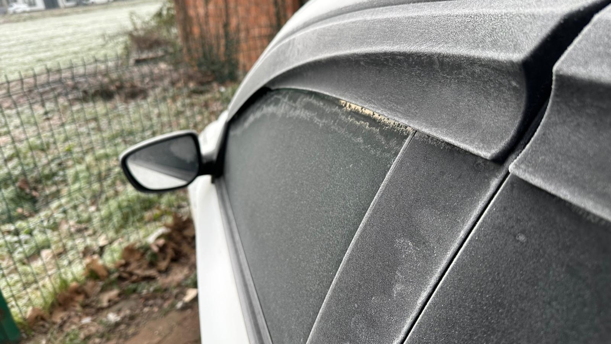 Sakarya güne böyle uyandı; Buz kesti