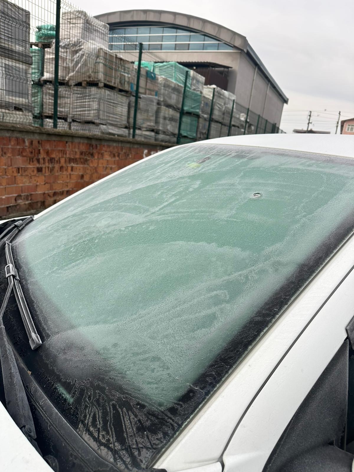 Sakarya güne böyle uyandı; Buz kesti