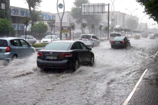 sakarya-icin-kuvvetli-yagis-uyarisinfnyt2rnvv