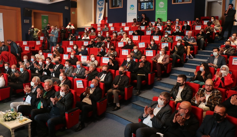 sakarya-kisa-film-festivali-nde-oduller-sahiplerini-bulduovdguxizdi