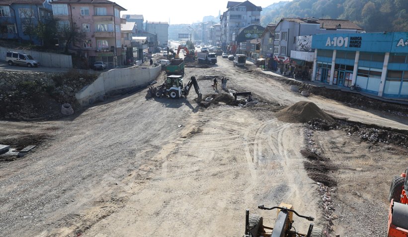Sakarya Köprülü Kavşağı iki yönlü olarak trafiğe açılacak