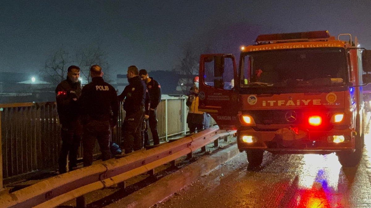 Sakarya Köprüsü'nde intihar girişimi