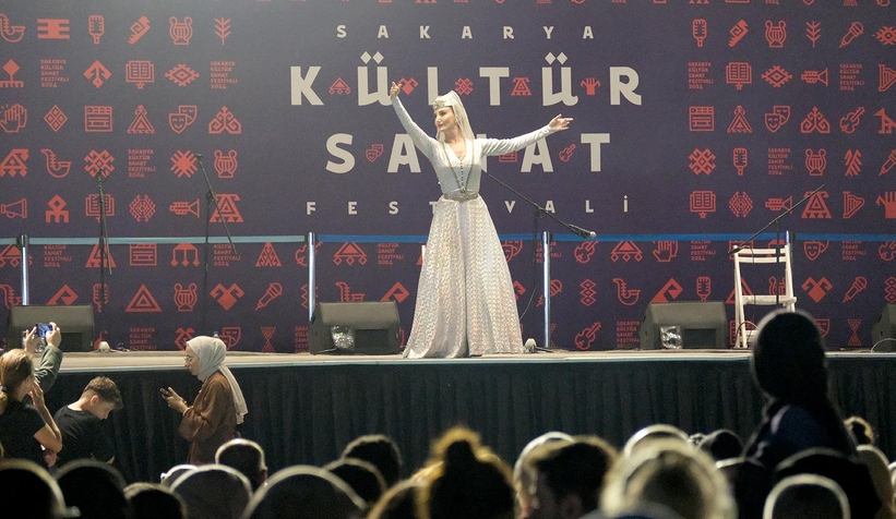 sakarya-kultur-sanat-festivali-devam-ediyoruhb1ujq1ag