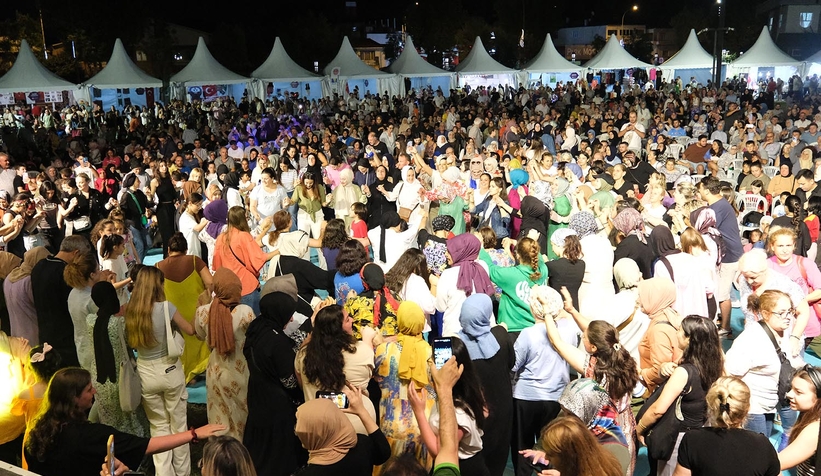 sakarya-kultur-sanat-festivali-devam-ediyoruhb1ujq1ag