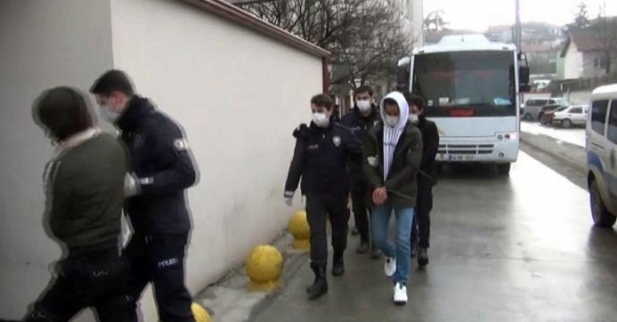 sakarya-merkezli-deas-operasyonunda-12-tutuklamaewzabkk5bd