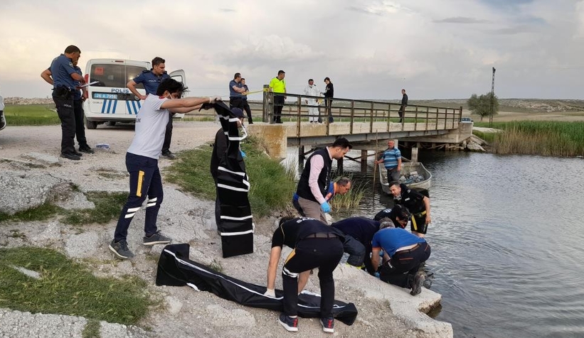 sakarya-nehri-nde-2-afgan-tarim-iscisi-bogulduyxrguxzrcw