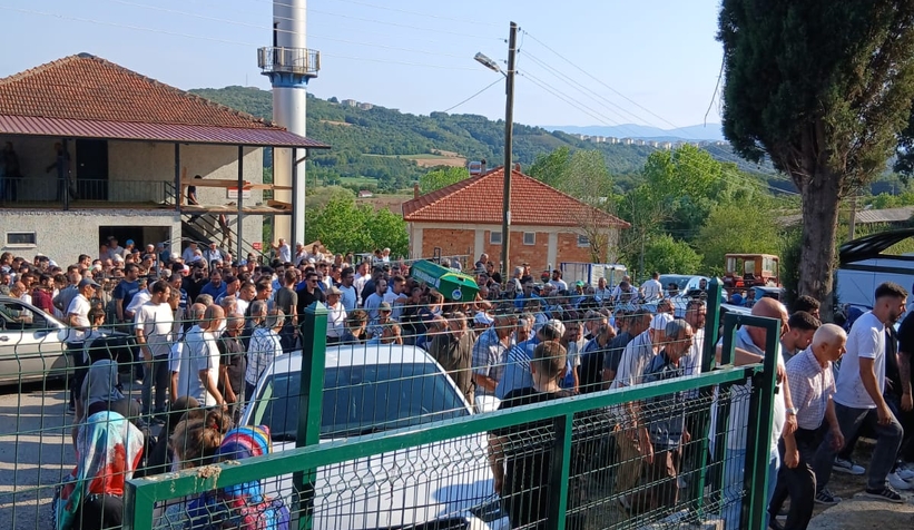 Sakarya Nehri'nde boğulan gence acı veda