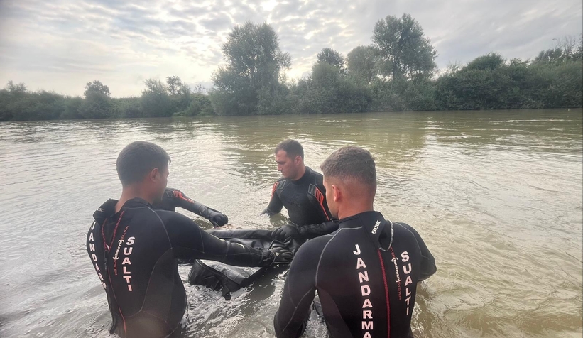 Sakarya Nehri'nde kaybolan gencin cansız bedeni bulundu