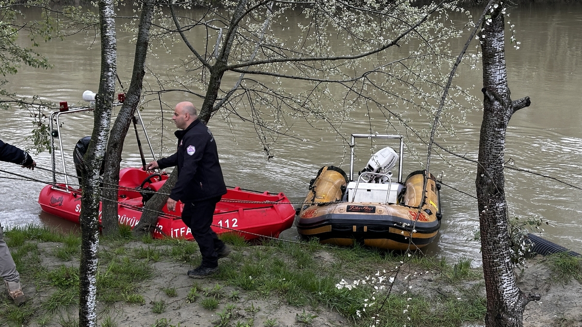 Sakarya Nehri'ne düşmüştü; Acılı ağabeyi konuştu
