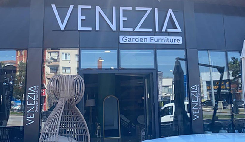 sakarya-nin-en-buyuk-bahce-mobilyalari-magazasi-venezia-aciliyor-su9sa3nldj