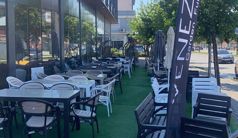 sakarya-nin-en-buyuk-bahce-mobilyalari-magazasi-venezia-aciliyor-su9sa3nldj