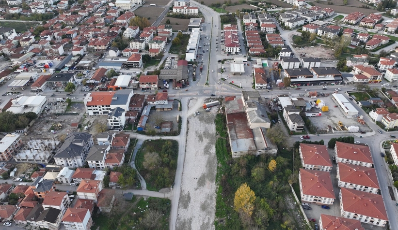 sakarya-nin-merkezine-yeni-ulasim-koridoru-yapiliyorywx6vefnu2