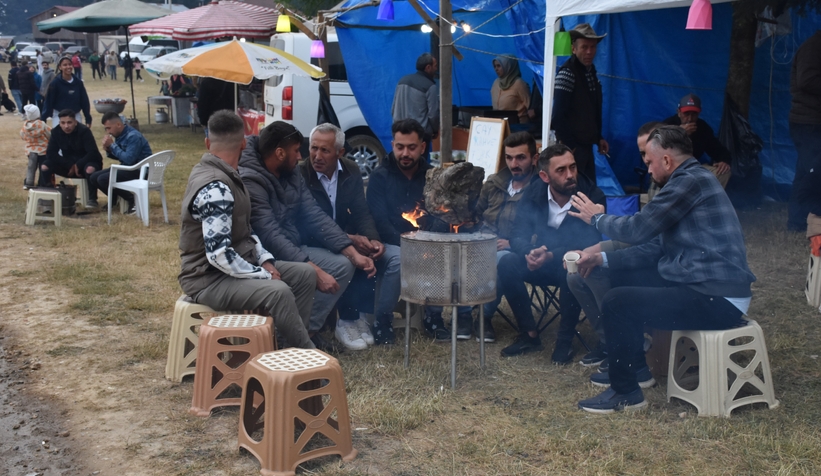 sakarya-nin-zirvesinde-asirlik-senlikmdh1owrgrh