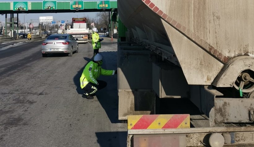 Sakarya polisinden kış lastiği denetimi