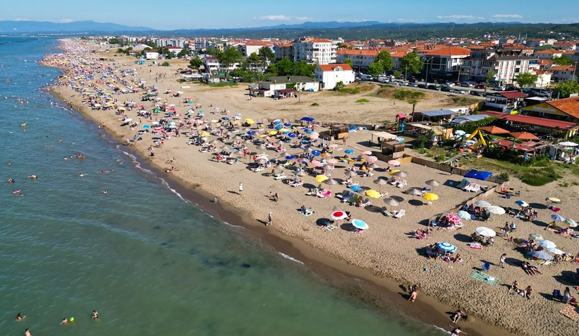 sakarya-sahillerinde-24-kisi-bogulmaktan-kurtarildiow9tcmdinl