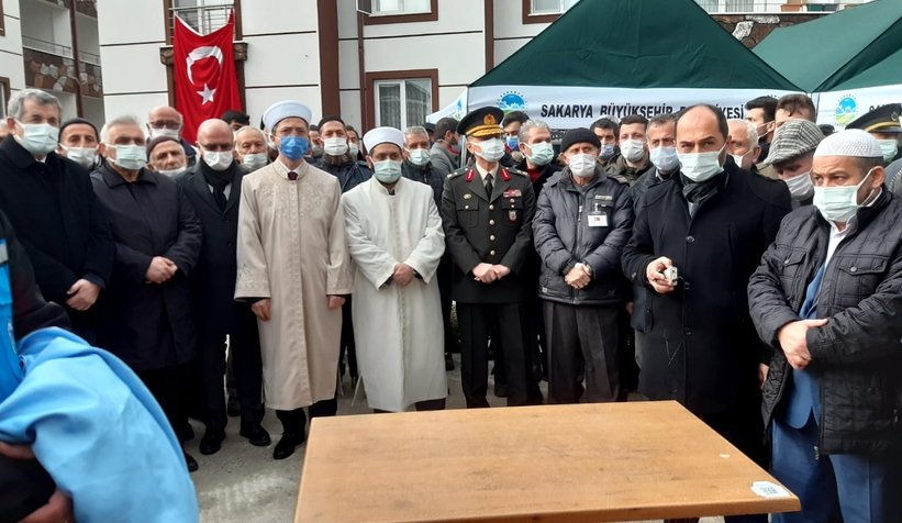 Sakarya şehidini dualarla uğurladı