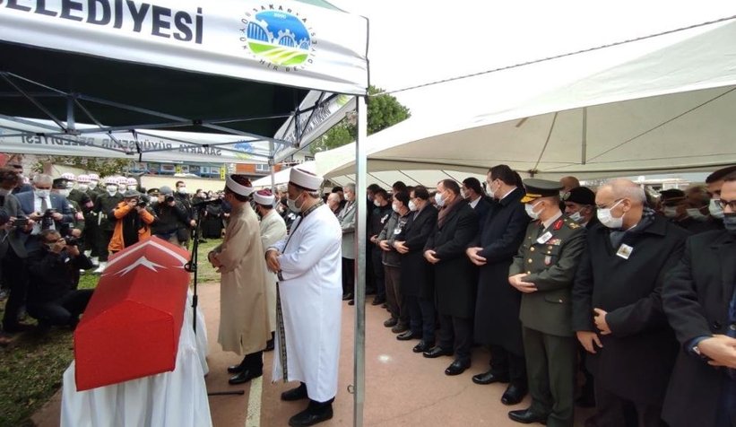 Sakarya şehidini dualarla uğurladı