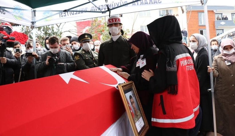 Sakarya şehidini dualarla uğurladı
