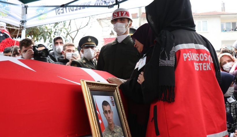 Sakarya şehidini dualarla uğurladı