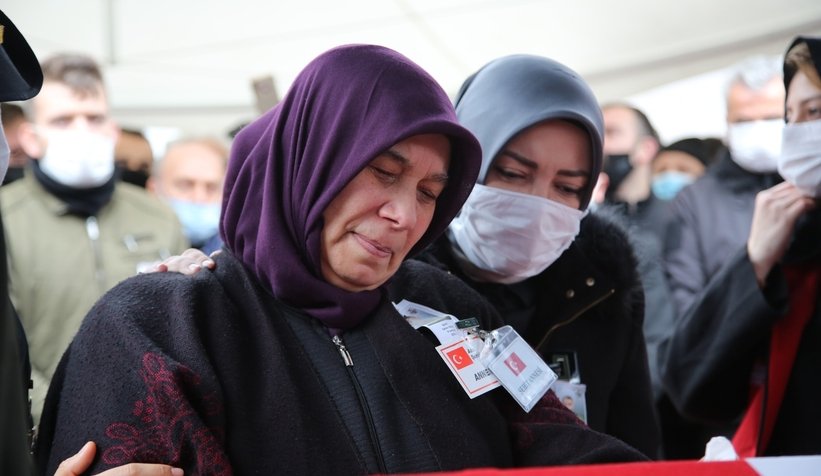 Sakarya şehidini dualarla uğurladı