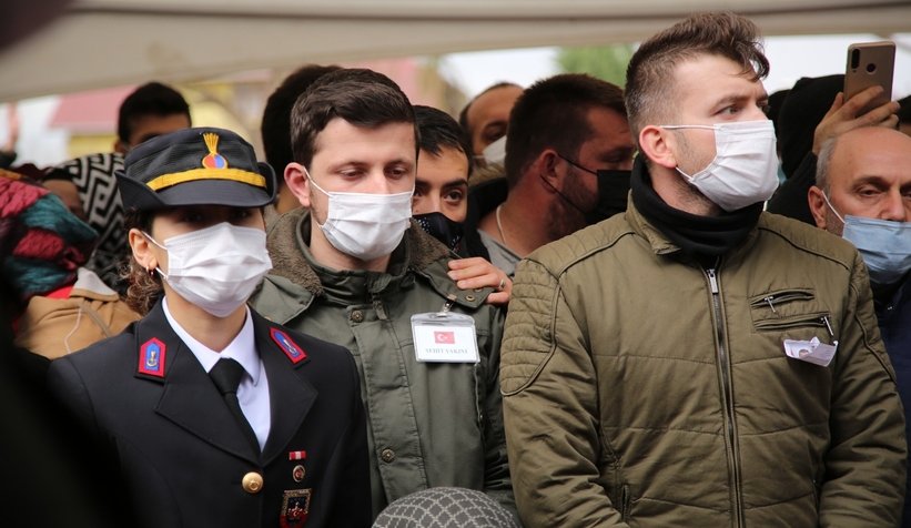 Sakarya şehidini dualarla uğurladı