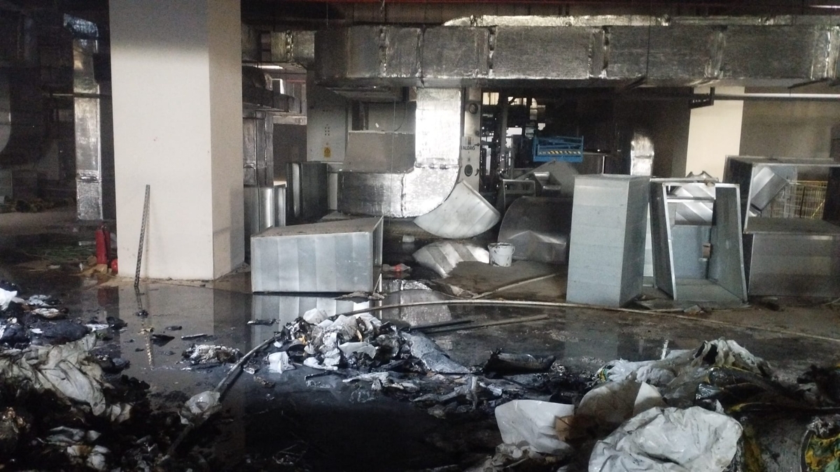 Sakarya şehir Hastanesi'nde yangın paniği.